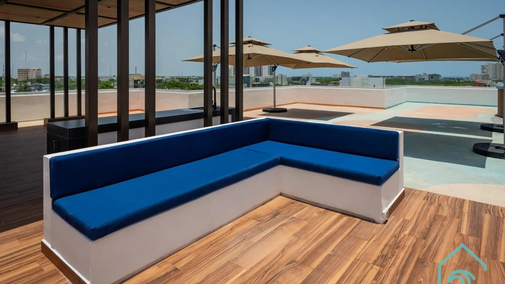 Armonia Y Modernidad En Barcelona Condos Cancun Meksika